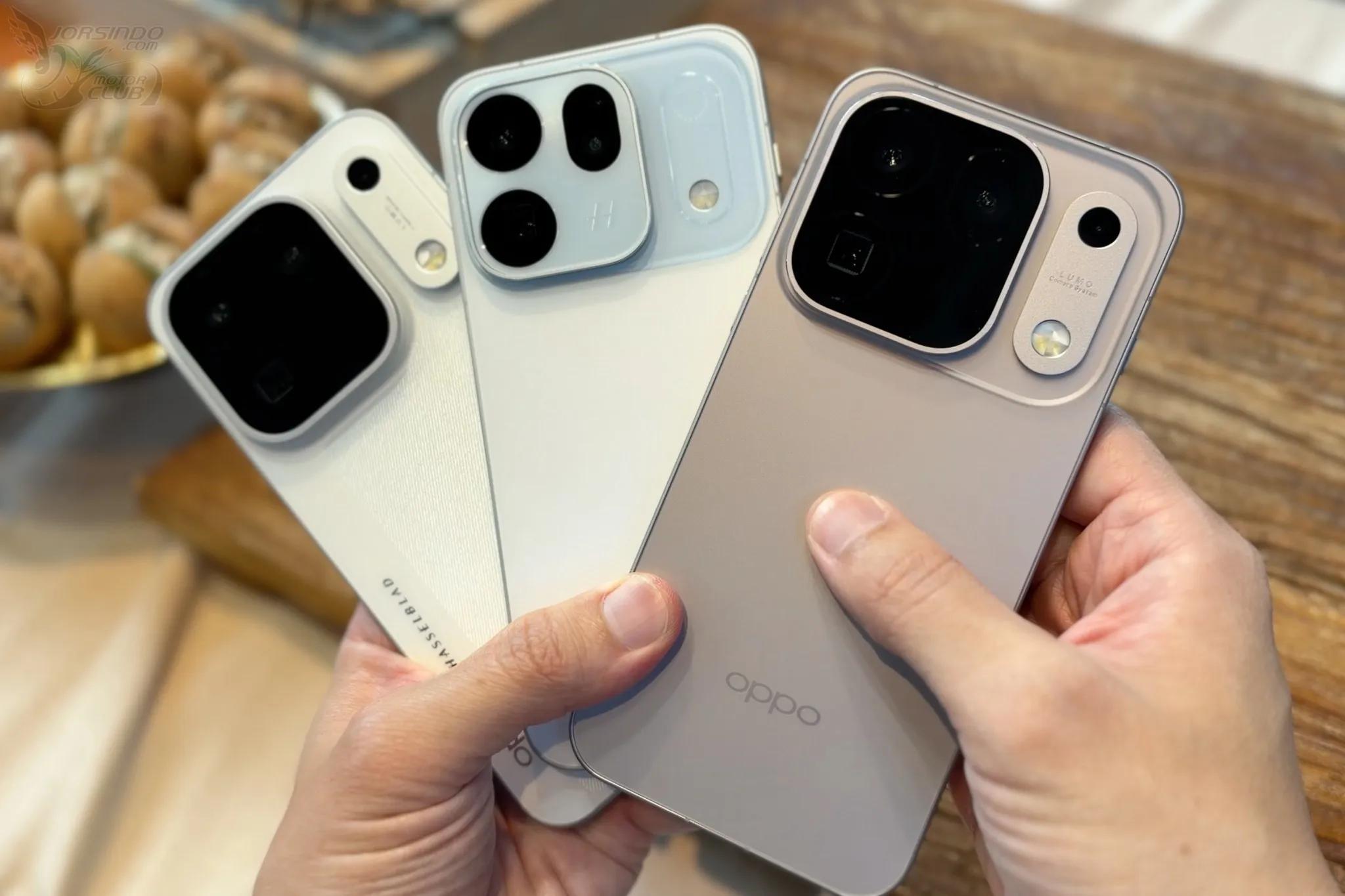 致敬哈蘇美學 OPPO Find X10 Pro Max 全球發表動手玩