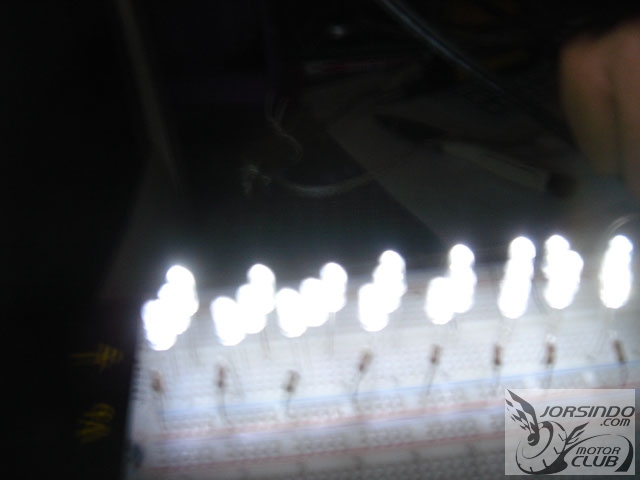 朋友的得意100土炮LED尾燈(裝上去~發光中)4325|小老婆汽機車資訊網