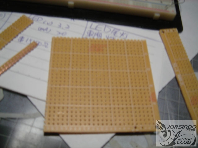 朋友的得意100土炮LED尾燈(裝上去~發光中)3918|小老婆汽機車資訊網