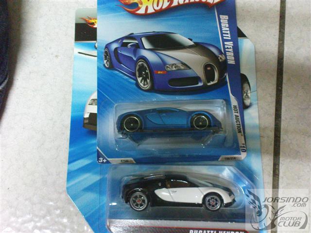 [開箱] Bugatti Veyron 消光藍+黑白配色6586|小老婆汽機車資訊網