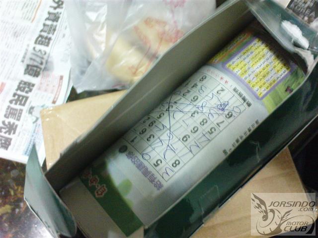 [開箱] Bugatti Veyron 消光藍+黑白配色92|小老婆汽機車資訊網