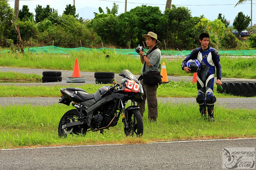 [採訪]2009 KYMCO光陽挑戰盃巡迴錦標賽開幕戰--台南安定賽車場9892|小老婆汽機車資訊網