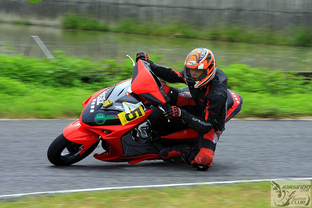[採訪]2009 KYMCO光陽挑戰盃巡迴錦標賽開幕戰--台南安定賽車場5569|小老婆汽機車資訊網