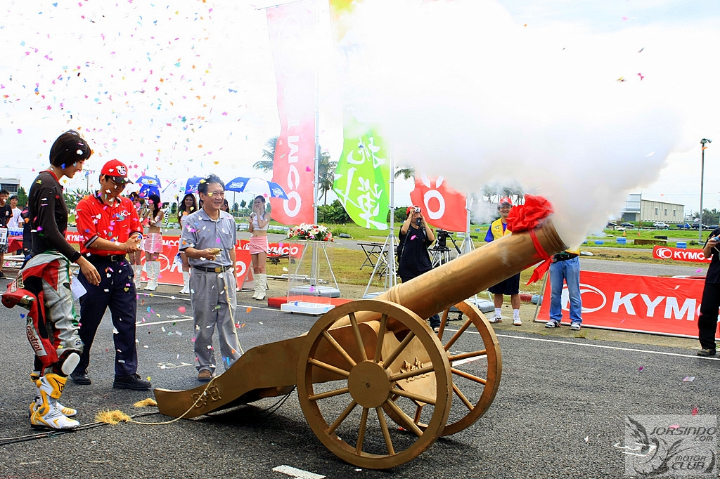 [採訪]2009 KYMCO光陽挑戰盃巡迴錦標賽開幕戰--台南安定賽車場5086|小老婆汽機車資訊網