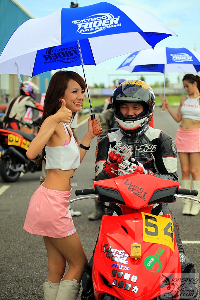 [採訪]2009 KYMCO光陽挑戰盃巡迴錦標賽開幕戰--台南安定賽車場7799|小老婆汽機車資訊網