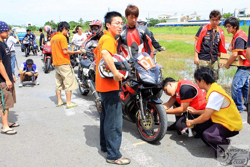 [採訪]2009 KYMCO光陽挑戰盃巡迴錦標賽開幕戰--台南安定賽車場6122|小老婆汽機車資訊網
