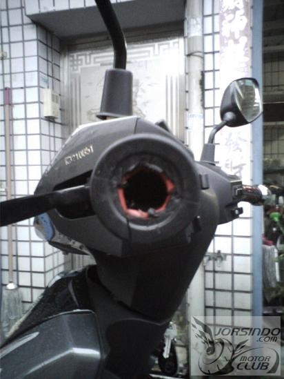 SYM GT150 上雙顆1000g超重量平衡端子~補教學 更新加重棒424|小老婆汽機車資訊網