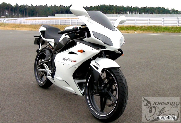 值得期待的仿賽 Megelli 250R9557|小老婆汽機車資訊網