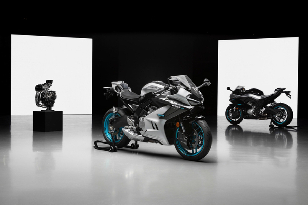 封面"比YZF-R7多15匹馬力！CFMOTO