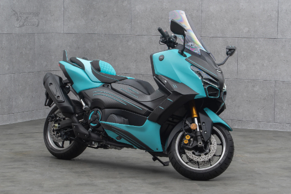 封面"YAMAHA